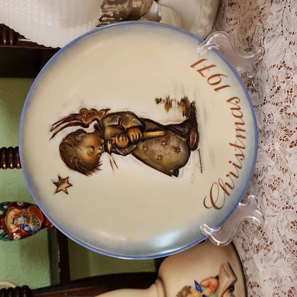 Hummel Plate